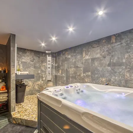 L'eden - Jacuzzi / Sauna *