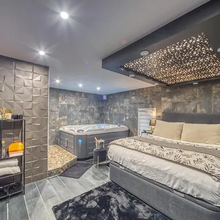 L'eden - Jacuzzi / Sauna * Grenoble