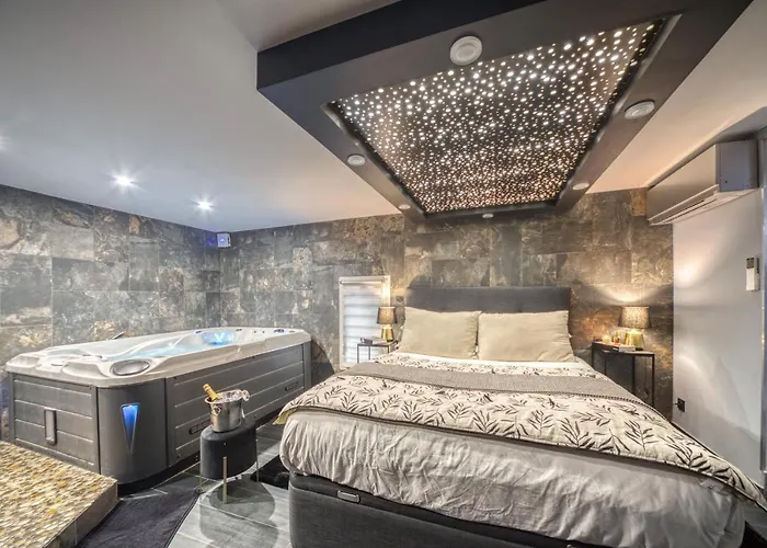 L'eden - Jacuzzi / Sauna * Grenoble