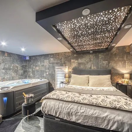 L'eden - Jacuzzi / Sauna * Grenoble